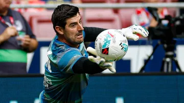 Шанс для Луніна? Основний голкіпер Реала створює напружену атмосферу у роздягальні «вершкових»