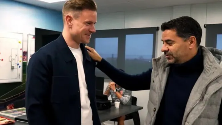 «Дуже радий, що вдалося оформити таке підписання»: Мічел оцінив перехід зіркового конкурента Крапивцова в Жирону