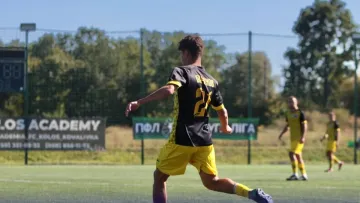 Розгромна перемога Чайки та інші результати дня: турнірна таблиця Другої ліги після 23 туру