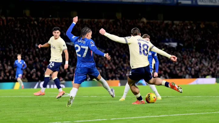 Миколенко не врятував: долю матчу Челсі – Евертон визначив перший тайм