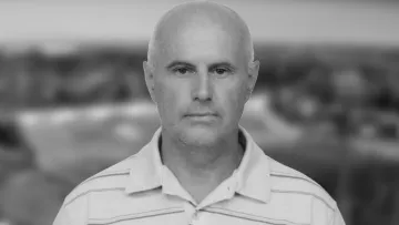 Чергова втрата українського футболу: колишній захисник Дніпра та Десни помер у віці 74 років