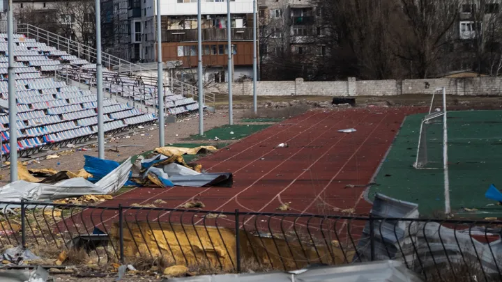 «Очима бійців‎»: у бригаді «Рубіж‎» показала, як виглядає стадіон «Авангард» на Донеччині