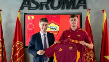 Довбику до уваги: Рома підписала форварда, який вже забрав номер українця