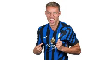 Зінченка в центр не переведуть: Ноттінгем контактував з фіналістом Ліги чемпіонів