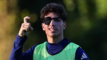 Українські збірні візьмуть на озброєння? Європейська національна команда тренується із зав'язаними очима