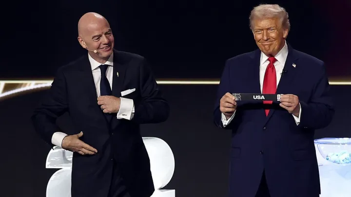 Премія миру від ФІФА: Трамп отримав першу в історії нагороду під час жеребкування ЧС-2026 – фото