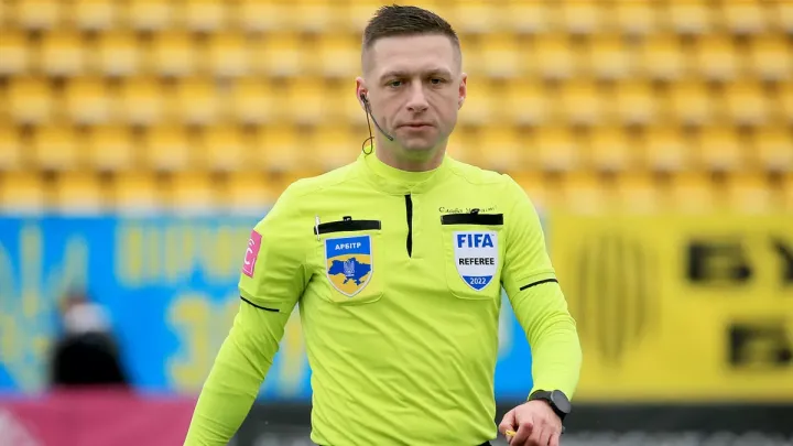 Український арбітр, який проходив поліграф, судитиме матч Ліги конференцій: яку гру йому довірили