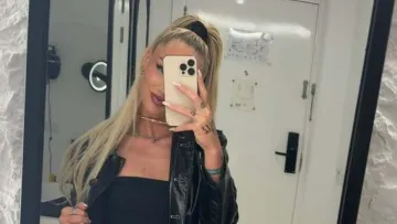 Найкрасивіша футболістка світу, яка не так давно опинилася в компанії українців, зняла все зайве: фото