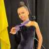 Втратила ногу через обстріл, але повернулася у спорт: юна гімнастка отримала квартиру від Ахметова