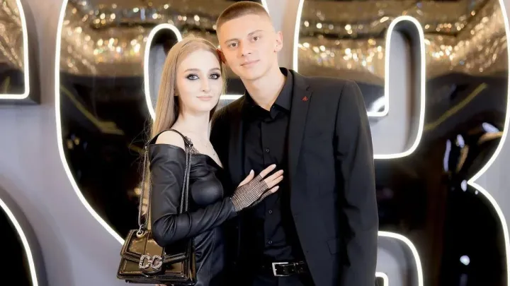 Кохана Миколенка відсвяткувала важливу дату: донька легенди Динамо та дружина Довбика відреагували