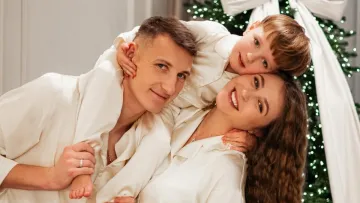 «‎В очікуванні»: обраниця Різника опублікувала ніжне відео, на якому показала, як родина чекає поповнення