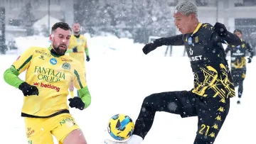 Рух розтрощив Ниву, а Кривбас і Колос влаштували «хокей»: результати товариських матчів клубів УПЛ