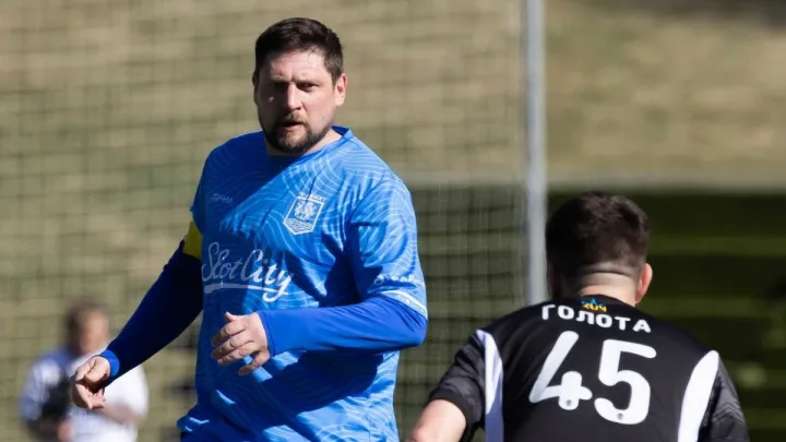 «Він може так «напхати», що мало не здасться»: гравець ФК Армат розповів всю правду про Селезньова