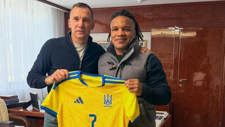 Шевченко ощасливив олімпійського чемпіона своїм подарунком: «Кумир мого дитинства‎»