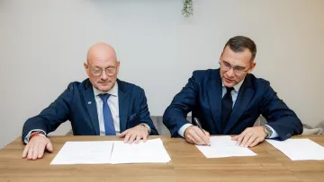 Добре, що перед грою: футбольній асоціації України та Ісландії підписали меморандум про співпрацю