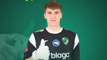 Український голкіпер хоче змінити Першу лігу на Європу: воротар вже виїхав за кордон