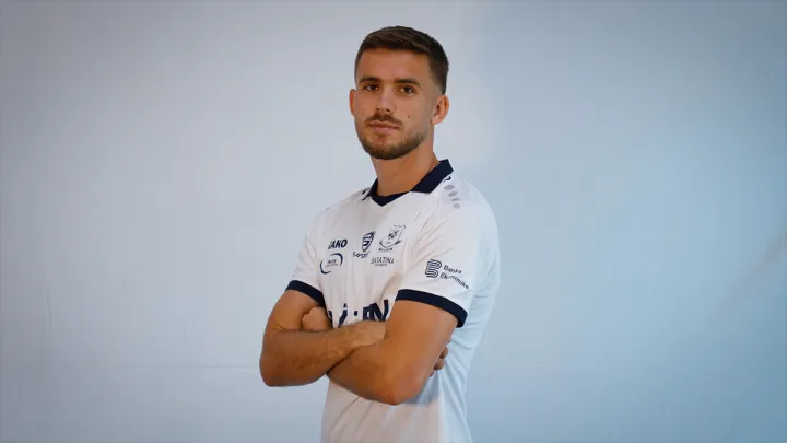 Пішли на ризик: Колос підписав форварда, що переживає не найкращий період кар'єри