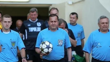 «Свистів і як у баскетболі кричав: «Пробіжка‎»: відомий ексголкіпер назвав найгіршого суддю у своїй кар’єрі