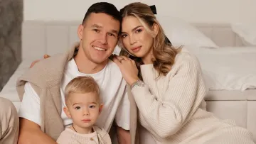 «Вітаємо, наша принцеса Мія‎»: дружина захисника Динамо народила другу дитину