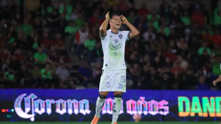 Динамо побореться зі Стандардом і Селтіком за мексиканського нападника: його можна буде забрати безкоштовно