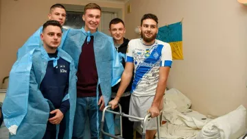 Динамо допоможе пораненому на війні фанату: київський клуб профінансує протезування і відновлення