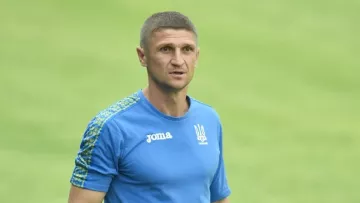 Ротань офіційно втратив асистента: легенда українського футболу попрощався з Олександрією