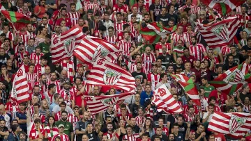 Скандал на матчі Ла Ліги: фанати Атлетика прийшли на стадіон з прапорами СРСР та «ДНР»