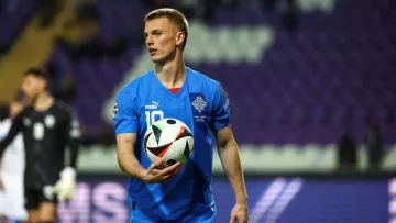 Партнер Малиновського кращий за Мудрика: гол ісландця у ворота збірної України відзначили в УЄФА
