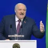 «Білорусь уже 30 років не під своїм прапором виступає»: Лукашенко висміяли за його реакцію на рекомендації МОК