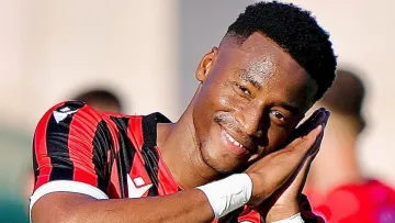 ЛНЗ знайшов заміну для Оба: лідер УПЛ зробив пропозицію щодо наступника гравця, якого продали в Шахтар