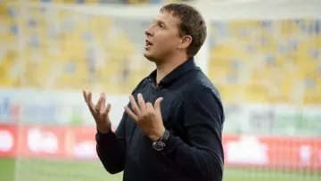 Тлумак залишається: джерело повідомило нову посаду колишнього тренера у Карпатах