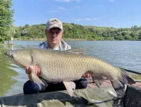 Вацко похизувався гігантською рибою: коментатор встановив рекорд – фото та місце ловлі