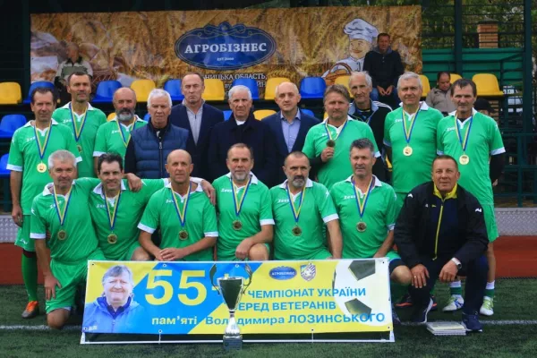 Є ще порох в порохівницях: в чемпіонаті України серед ветеранів 55+ триває запекла боротьба
