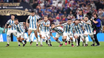 Аргентина стала чемпіоном світу: команда Мессі в мегаматчі з серією пенальті виграла у Франції