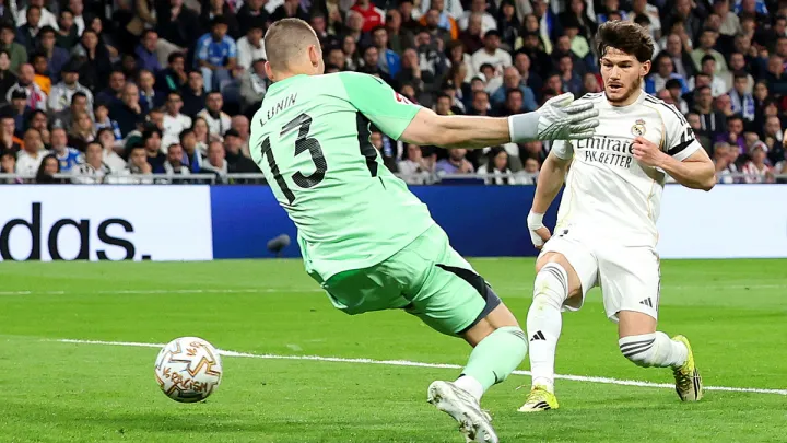 Лунін замінив Куртуа, отримав капітанську пов’язку та пропустив двічі: як завершився матч Реалу та Атлетико