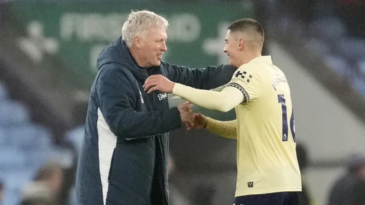 «Нам не пощастило з пропущеним голом»: реакція Мойєса на автогол Миколенка і результативний пас у матчі АПЛ