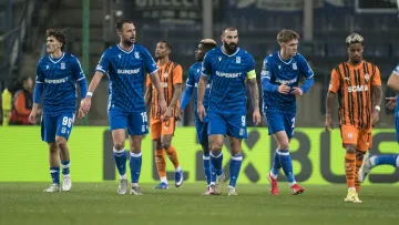 Бійка після фінального свистка: гравці Шахтаря і Леха влаштували масову сутичку