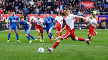 Український прорив у Нідерландах: Степанов став гравцем матчу проти АЗ