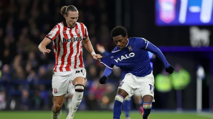 «Не тільки його провина»: Таловєров вперше з жовтня зіграв за Сток Сіті – головний тренер виніс йому вердикт