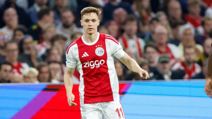 «Знадобилося небагато часу, щоб заявити про себе»: нідерландська преса оцінила дебютний гол Циганкова за Аякс