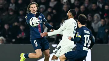 Забарний «привіз‎» пенальті у матчі ПСЖ: як завершилося паризьке дербі і яку оцінку отримав українець