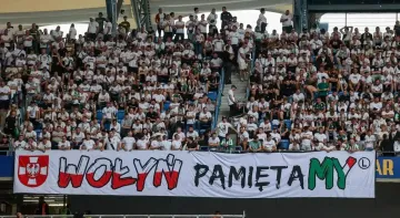 Шахтар звернувся до поляків після скандалу з банером у матчі з Легією: «Ми шкодуємо про це»