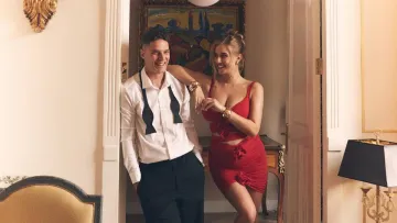 Судаков з жінкою відзначили дату знайомства гламурною фотосесією: як виглядає відома пара українського футболу