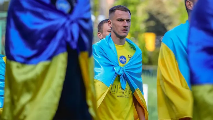 Втратив свідомість на полі: який стан захисника Буковини, що став героєм скандального епізоду матчу з Динамо