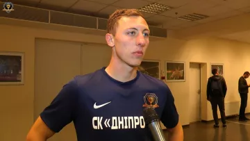 Юрчук та Логінов визначилися з новими клубами: ветерани Дніпра-1 залишаться в УПЛ