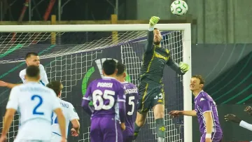 Навіть перемога над Динамо не допомогла: між футболістами кривдника киян у єврокубках сталася бійка