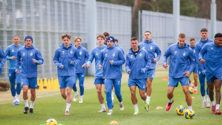 Динамо перейшло на жовті м'ячі під час тренувань: названо причини такого рішення Ігоря Костюка