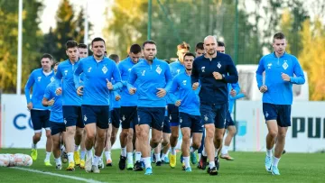 Повернення травмованих та знайомство з новачком: Динамо за відсутності Луческу повернулося до тренувань