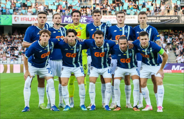 Костюк розраховує не на всіх: три футболісти Динамо залишилися в Києві і не зіграють з Карабахом