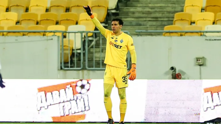 Не Бражко і не Попов: названо гравця Динамо, у якого найсильніші руки